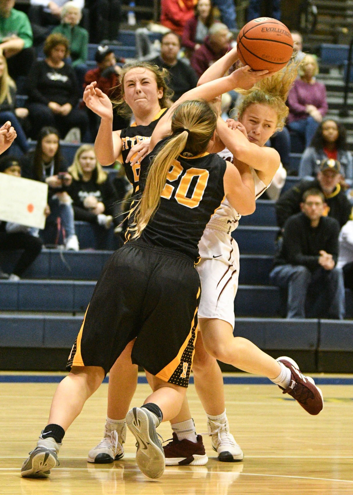 IHMVCU Shootout - Bettendorf vs Moline